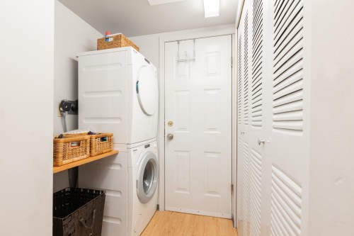 1884 Bluff Way, Coquitlam, BC 