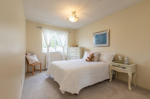 1884 Bluff Way, Coquitlam, BC 