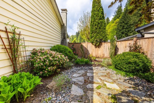 1884 Bluff Way, Coquitlam, BC 