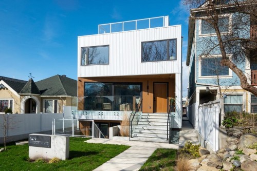 3679 Pandora Street, Vancouver, BC 