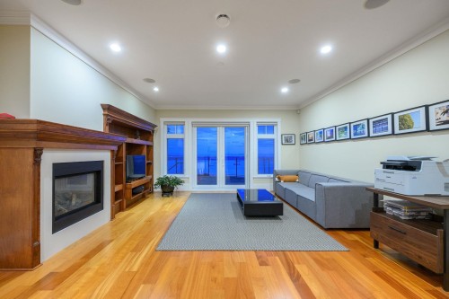 2420 Halston Court, West Vancouver, BC 