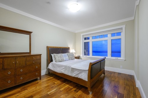 2420 Halston Court, West Vancouver, BC 