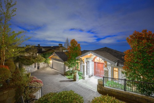 2420 Halston Court, West Vancouver, BC 