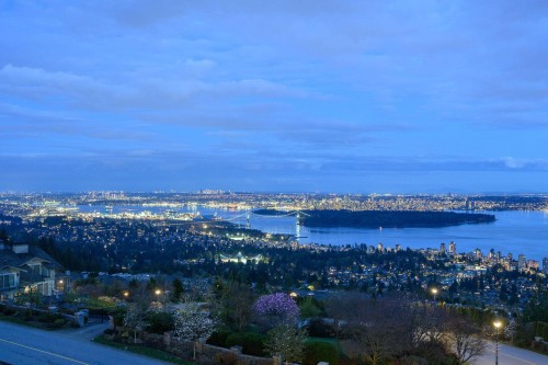 2420 Halston Court, West Vancouver, BC 