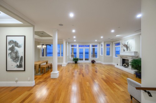 2420 Halston Court, West Vancouver, BC 