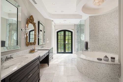 397 Southborough Drive, West Vancouver, BC 