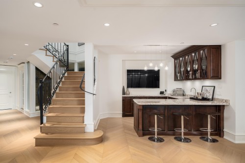 397 Southborough Drive, West Vancouver, BC 