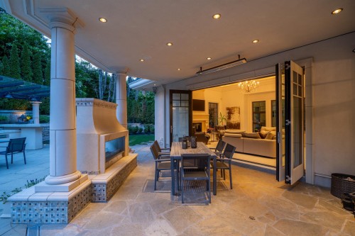 397 Southborough Drive, West Vancouver, BC 