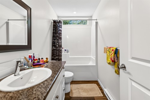 5799 Sandy Hook Road, Sechelt, BC 