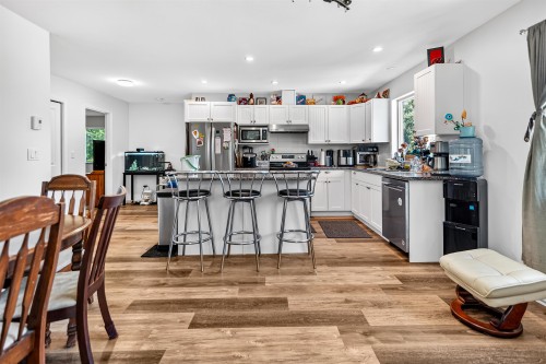 5799 Sandy Hook Road, Sechelt, BC 