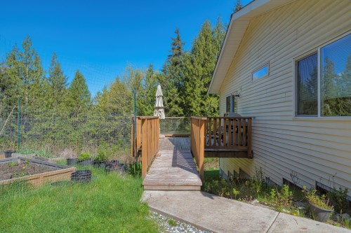 5799 Sandy Hook Road, Sechelt, BC 