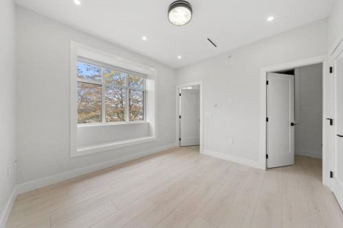 3274 44Th Avenue E, Vancouver, BC 