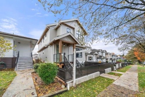 3274 44Th Avenue E, Vancouver, BC 