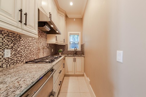 5628 Gibbons Drive, Richmond, BC 