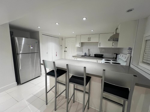 2576 27Th Avenue E, Vancouver, BC 