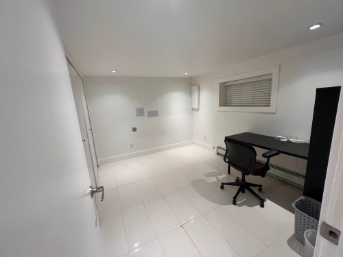2576 27Th Avenue E, Vancouver, BC 