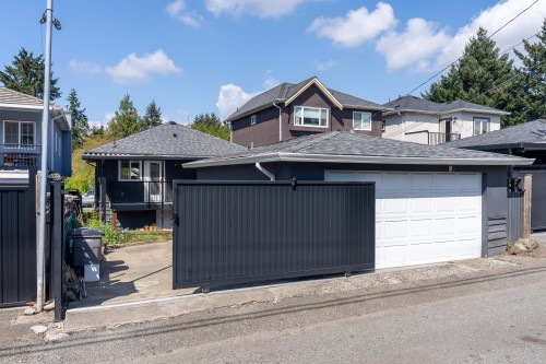 2576 27Th Avenue E, Vancouver, BC 
