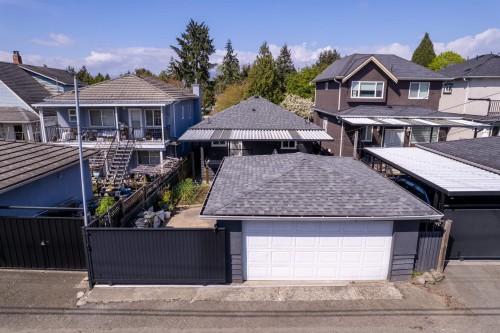 2576 27Th Avenue E, Vancouver, BC 