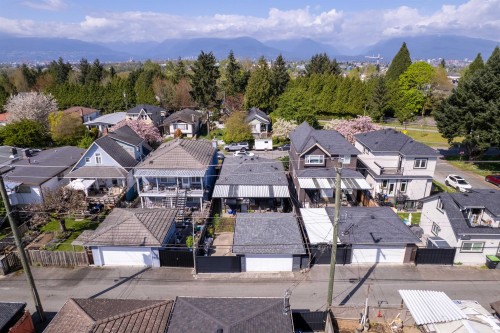 2576 27Th Avenue E, Vancouver, BC 