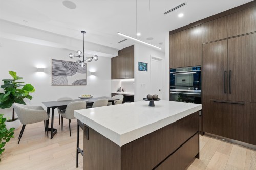 1440 17Th Avenue E, Vancouver, BC 