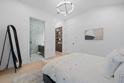 1440 17Th Avenue E, Vancouver, BC 