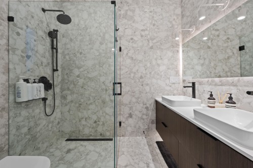 1440 17Th Avenue E, Vancouver, BC 