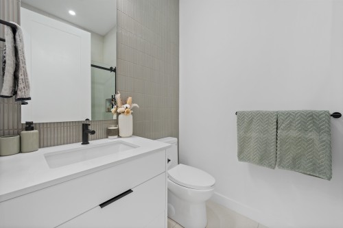 1440 17Th Avenue E, Vancouver, BC 