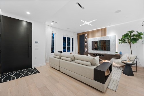 1440 17Th Avenue E, Vancouver, BC 