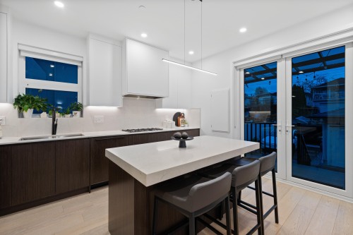 1440 17Th Avenue E, Vancouver, BC 