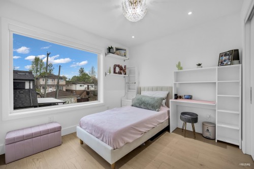 2796 4Th Avenue E, Vancouver, BC 