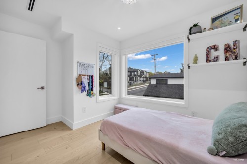 2796 4Th Avenue E, Vancouver, BC 