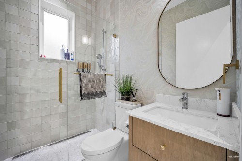 2796 4Th Avenue E, Vancouver, BC 
