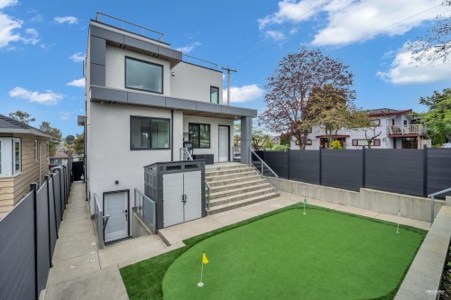 2796 4Th Avenue E, Vancouver, BC 