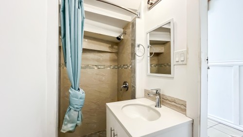 1277 Charter Hill Drive, Coquitlam, BC 