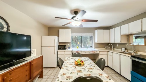 1277 Charter Hill Drive, Coquitlam, BC 