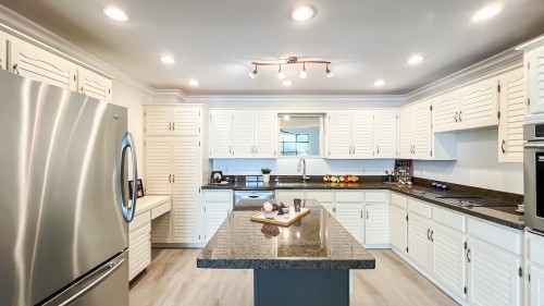 1277 Charter Hill Drive, Coquitlam, BC 