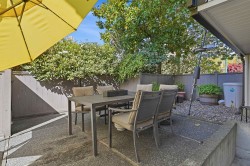 1-1606 10th Avenue W Vancouver, BC V6J 2A1