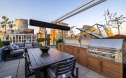 PH2502-999 Seymour Street  Vancouver, BC V6B 0M5