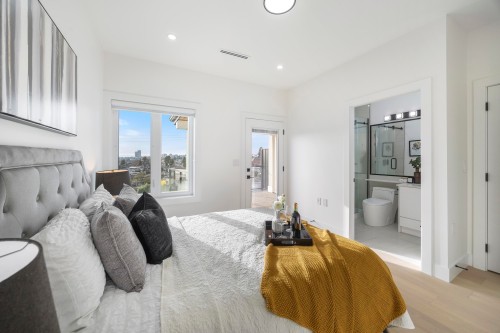1-7361 Fraser Street, Vancouver, BC 