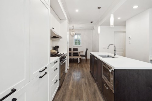 352 62Nd Avenue W, Vancouver, BC 