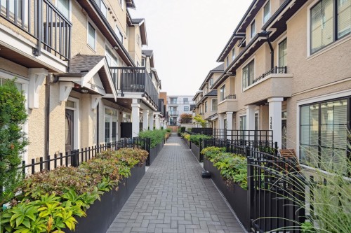 352 62Nd Avenue W, Vancouver, BC 