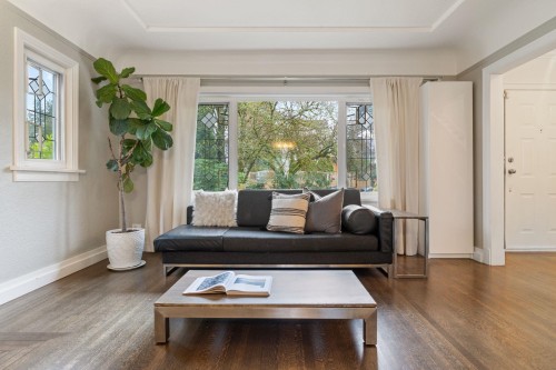 2907 30Th Avenue W, Vancouver, BC 