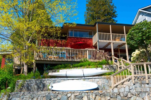 4455 Harris Place, North Vancouver, BC 