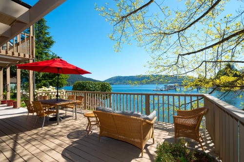 4455 Harris Place, North Vancouver, BC 