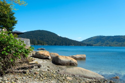4455 Harris Place, North Vancouver, BC 