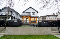 1-2753 Nanaimo Street  Vancouver, BC V5N 5E9