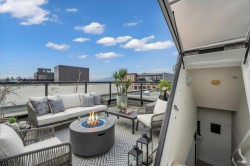 PH20-2150 Hastings Street E Vancouver, BC V5L 0A5