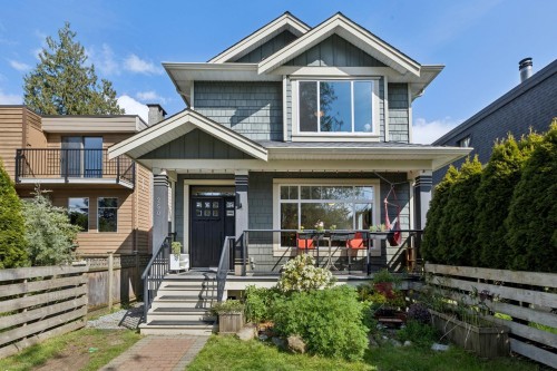 250 17Th Street E, North Vancouver, BC 