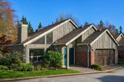 29-4055 Indian River Drive  North Vancouver, BC V7G 2R7
