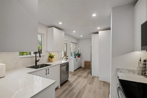 1344 Prairie Avenue, Port Coquitlam, BC 
